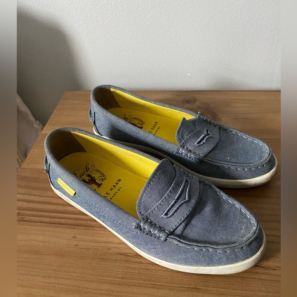 Cole Haan Woman’s Nantucket Loafer Size 5 - Picture 3 of 6